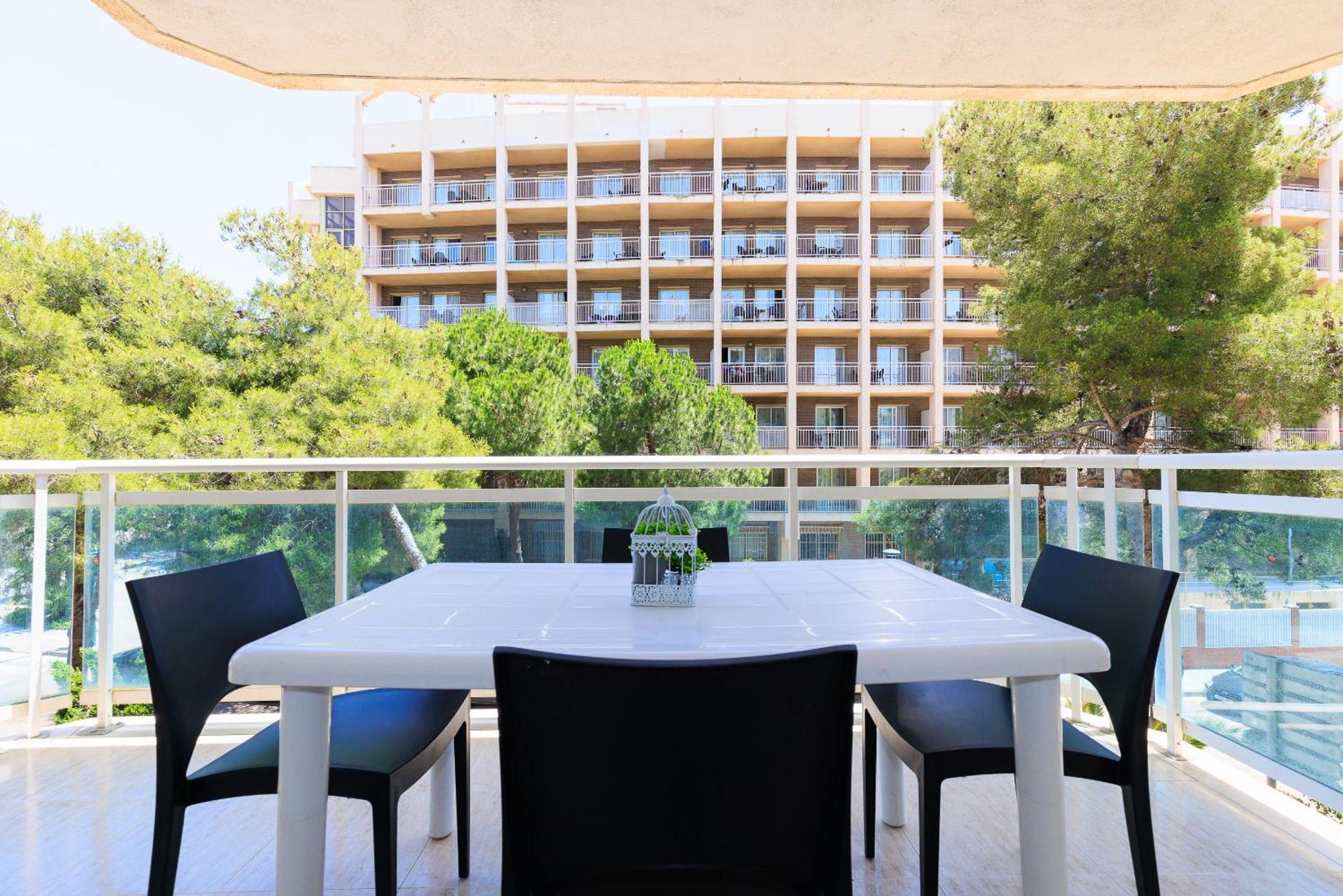 Rentalmar Families Larimar Salou Esterno foto